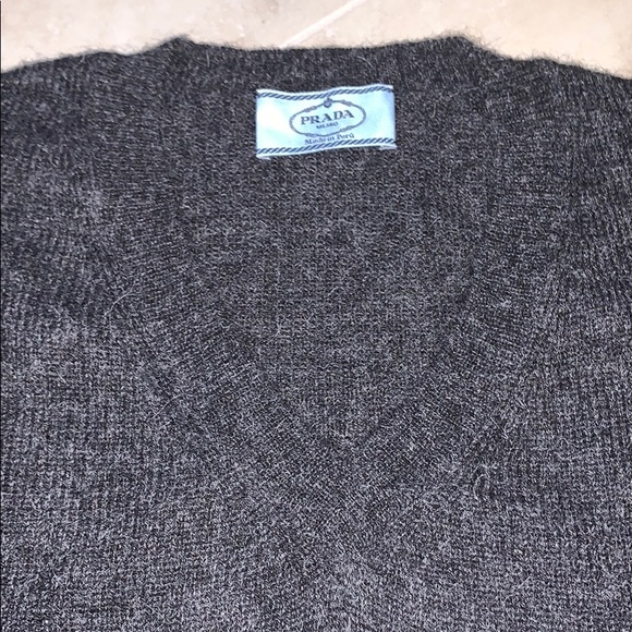Prada sweater - Picture 2 of 5